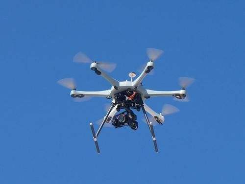 热度超AI！无人机重返行业热搜背后透露出哪些信号？