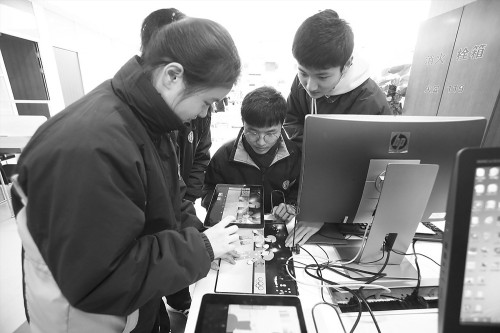 2019年上海市青少年人工智能创新大赛校园行活动启动