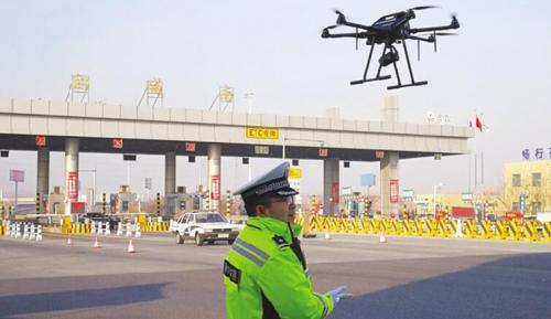 春运来啦！8架无人机巡航聊城高速