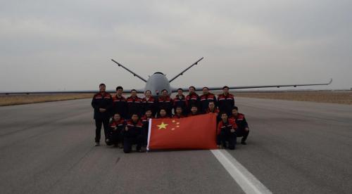 国产"飞龙"-1大载荷长航时通用无人机首飞 从论证到首飞仅花费一年半