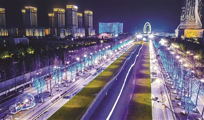 2019青奥艺术灯会昨晚亮灯 500架无人机摆出长江大桥等造型