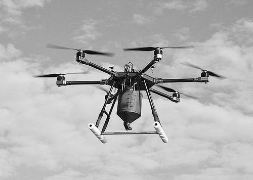 新应用！无人机灭鼠显身手