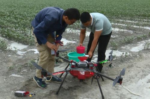 【改革进行时】团场综合配套改革后职工思想解放了 无人机市场意识更强了