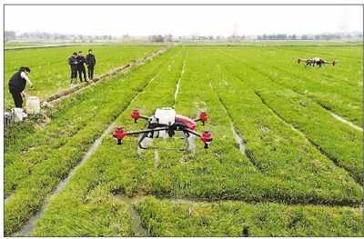 无人机飞进美好生活