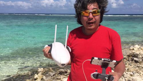 海钓达人+小海豚，南海探秘之旅第二弹——上钩了！