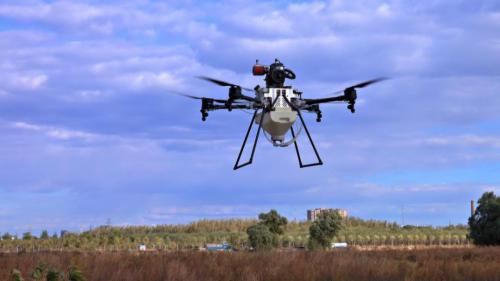 抢购一空！这款农业无人机为何热销海内外？