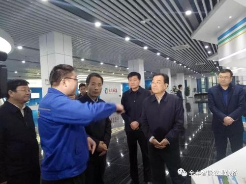安徽省委副书记信长星调研安徽全丰航空