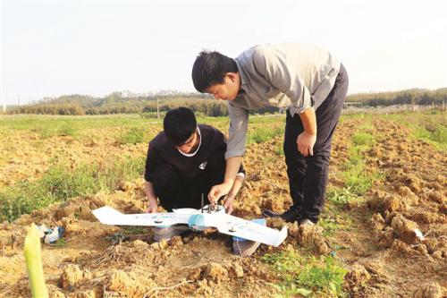 无人机巡航违建现形——18台无人机助力巡查非法占用农用地、违法搭建等行为