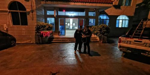 夜练无人机技能 丰富山区业余生活