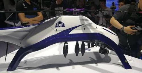 精度1米！央视曝光新型无人轰炸机，携6枚弹药20米内步兵全放倒