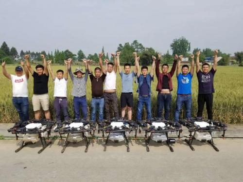 四川疆禾农业|新职业：无人机飞手