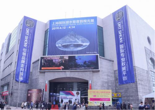 约肯机器人推出新品BW Space Pro水下无人机：更清晰、更强劲、更稳定 