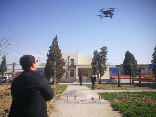 “神器”无人机-让法官不再“翻山越岭”