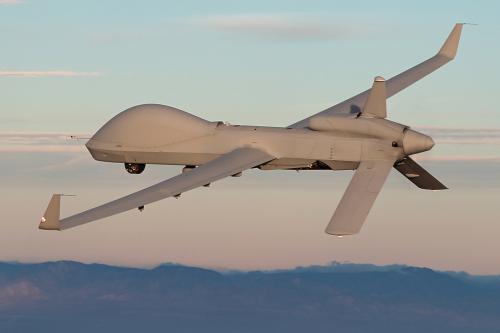 美国陆军维护人员完成增程型MQ-1C无人机新设备培训