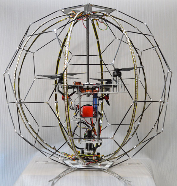 NTT DOCOMO球形无人机显示器