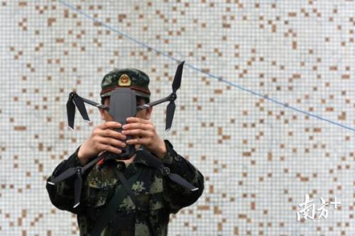 谍战片场景！无人机穿越深港架“飞线” 一晚走私手机上万部