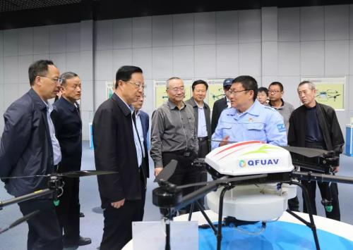 河南省政协副主席高体健一行莅临全丰航空调研