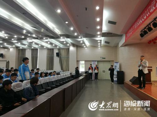 26家企业“抢”31个学生 济南这所中职学校的无人机专业火了！