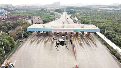 有交通事故 无人机来取证