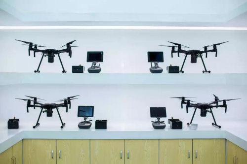 大疆携手多翼创新走进泰州输电智能运检中心