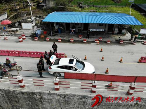 丙中洛站 无人机助力执勤执法无盲区