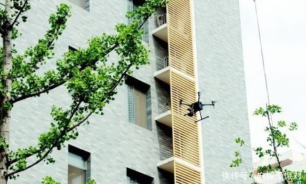 无人机为建筑外墙“体检”
