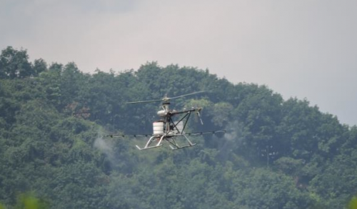 国内首次橡胶树无人机植保飞防成功