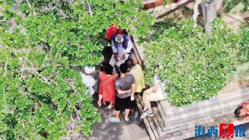 厦门市公安局三架无人机“盯死”一窝赌徒