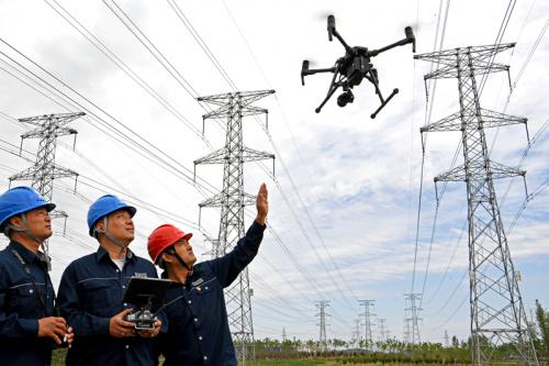 安徽亳州：无人机巡线保安全