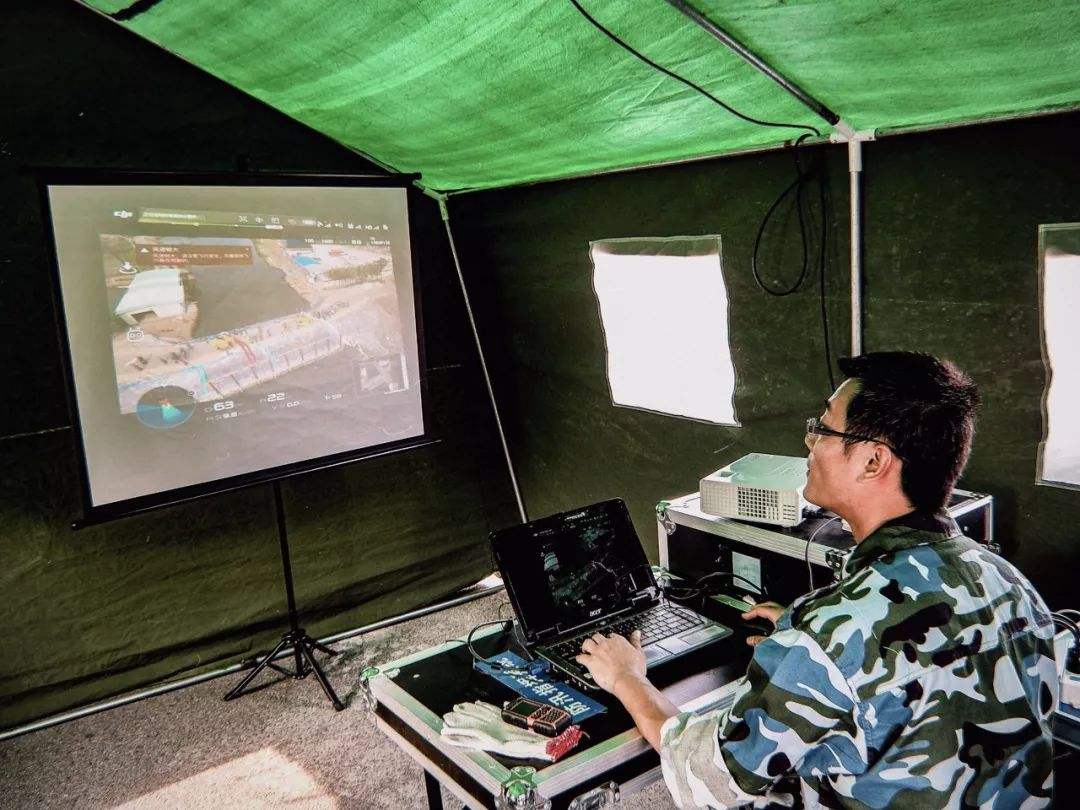 无人机巡查“揪出”工地扬尘