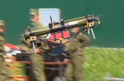 多轴无人机都能干啥：中国用来送盒饭 俄用来打坦克