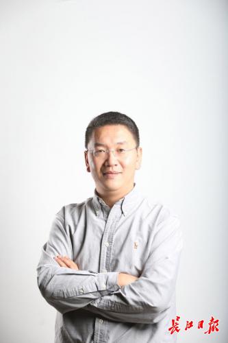 建筑3D秀，无人机空中“开”荷花……“总设计师”揭秘荷花节水秀幕后