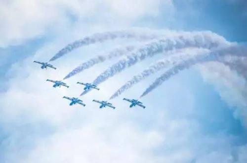 90秒炫飞 堪比好莱坞大片 四川国际航展超前预告片欣赏