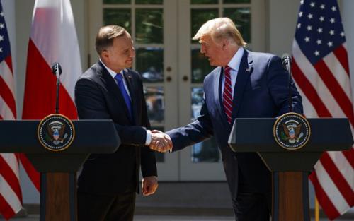 美国将向波兰增兵千名 组建无人机编队