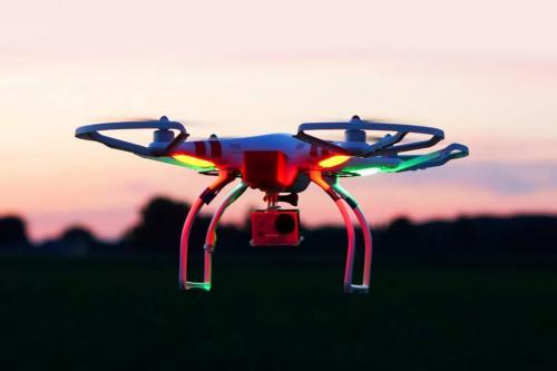 洗牌期的无人机行业:风从B端市场吹来，小厂商竞“折腰”