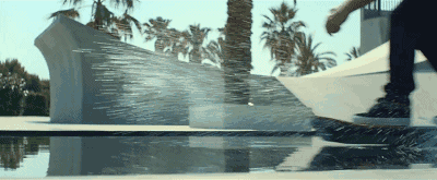 劝阻失败！他们竟然把浴缸改造成了无人机！ 