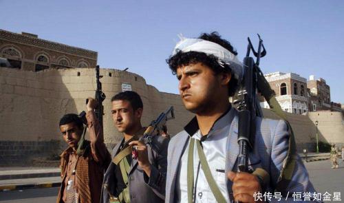 14架军用无人机轮番上阵 半小时瘫痪两座机场 六十人一个没跑掉！