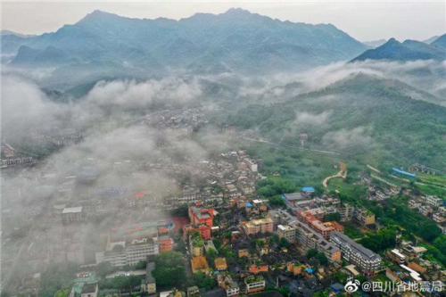 无人机镜头下的宜宾，地震后的航拍照片曝光