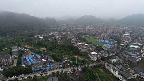 深圳大疆技术人员赶赴四川地震现场，将制作核心区域正射影像图 