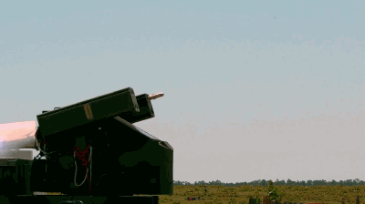 无人机制空无从破解？雷神出品的无人机杀手“毒刺”导弹了解一下