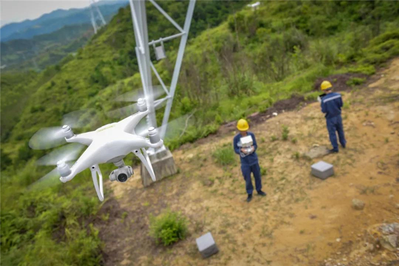 让5000架精灵无人机一键“自动驾驶”，广东电网机巡效率翻3倍！