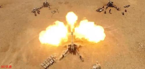 震撼！无人机俯拍我炮兵打击群开火，给人完全不同的感受 