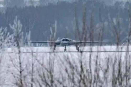 期盼已久！俄罗斯隐身无人机终于要首飞了，可联合苏-57共同作战