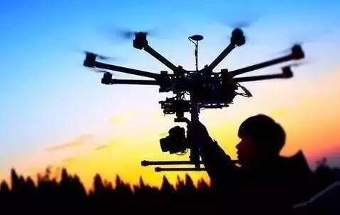 东方时评丨无人机有“规矩”才能飞得“更远”