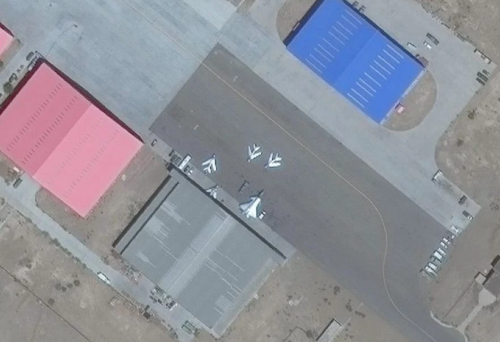 歼20又具备新能力：指挥歼6无人机作战，令F22自觉形秽 