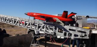 Kratos公司MQM-178 Firejet无人机和BQM-167i空中靶机参与导弹实射演习