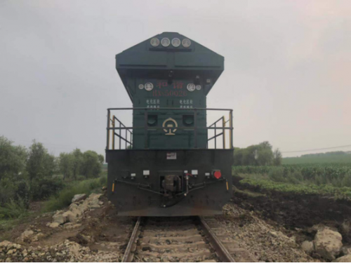 无人机等多种装备助力 黑龙江受水害影响的铁路线恢复通车