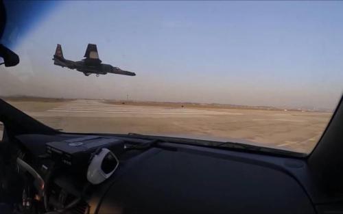 美国无人机纯手工打造，连飞42小时全球到达，最远26000公里