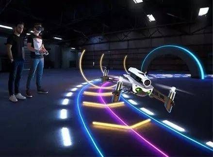 DJI似乎正在制造其首款FPV赛车无人机