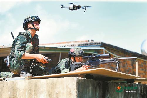 比赛场上的高科技：无人机助力特战队员标定方位
